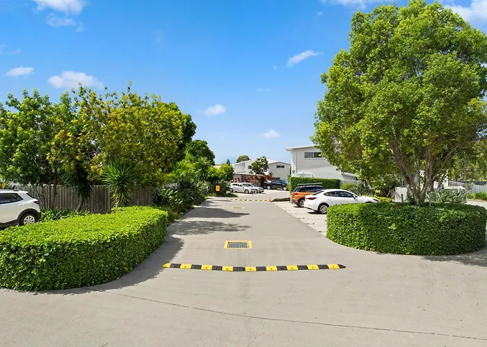 Direct Collective - Breeze On Brightwater Aparthotel Mooloolaba