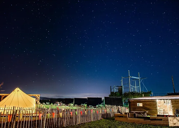 Carrowmena School House & Glamping Hotel Limavady