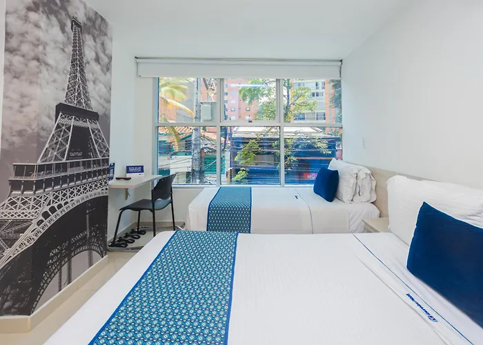 Hotel Laureles Plaza Medellin