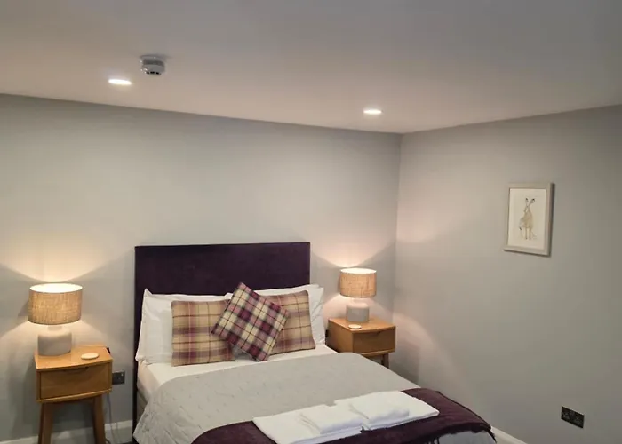 Darlington Arms By The Airport - Free Parking -Bar & Food Hotel Redhill 