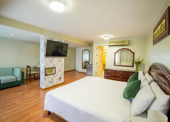 Hotel Britania San Borja Lima