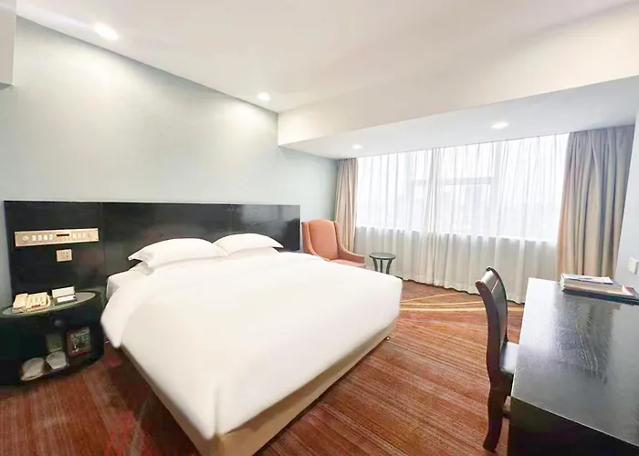 Skyline Plaza Hotel Canton