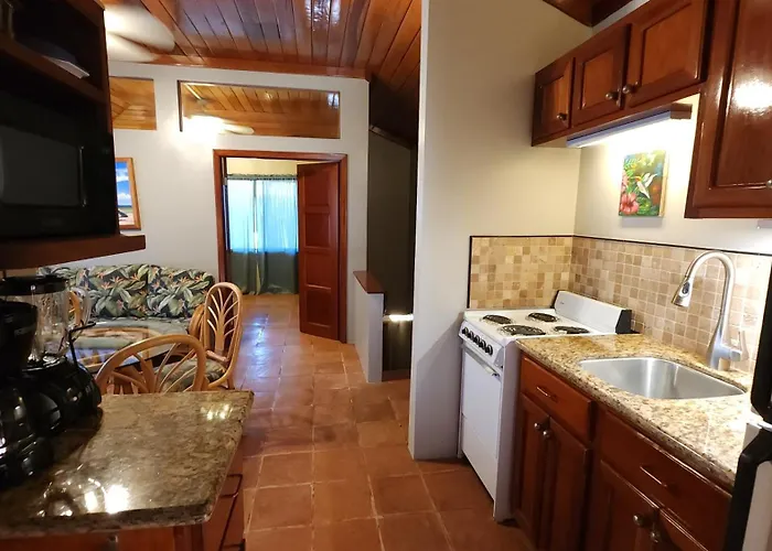 Tradewinds Paradise Villas San Pedro 