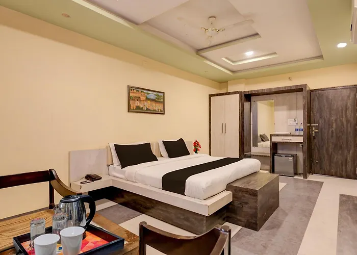 Townhouse Reti Bus Terminal Udaipur Formerly Greenland