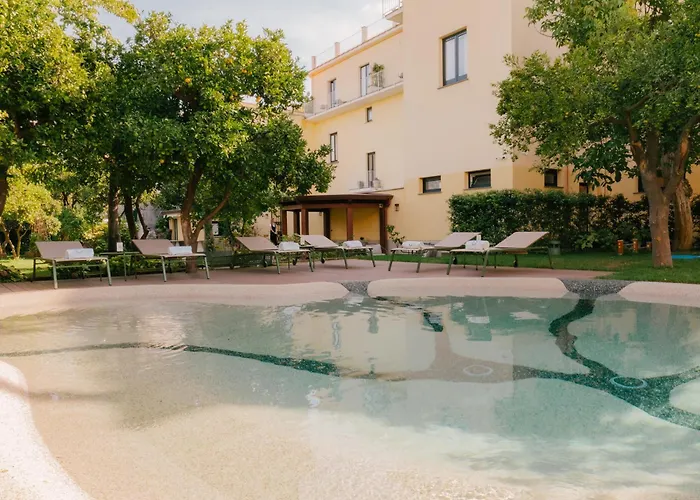 Unconventional Sorrento Coast Hotel Sant'Agnello