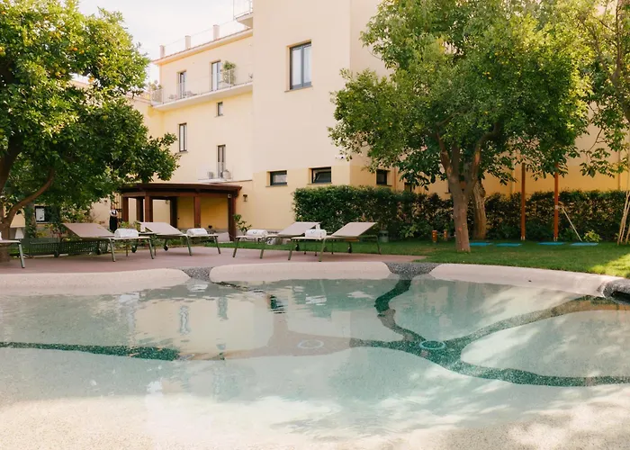 Unconventional Sorrento Coast Hotel Sant'Agnello