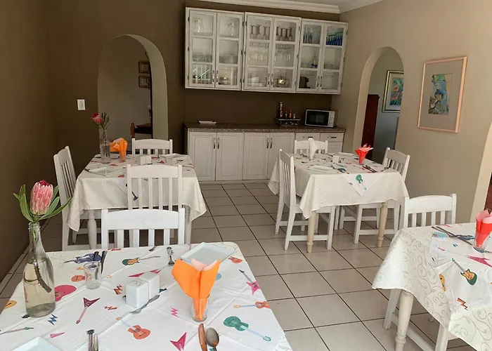 Melody Guest House Centurion