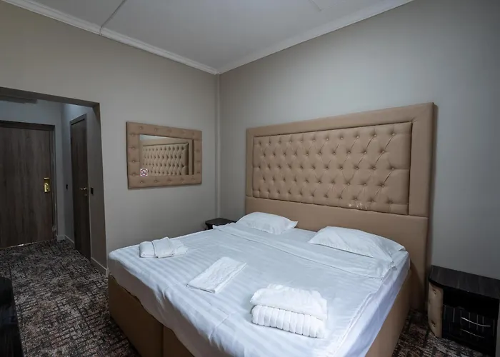 Deluxe Plaza Hotel Almaty