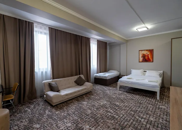 Deluxe Plaza Hotel Almaty