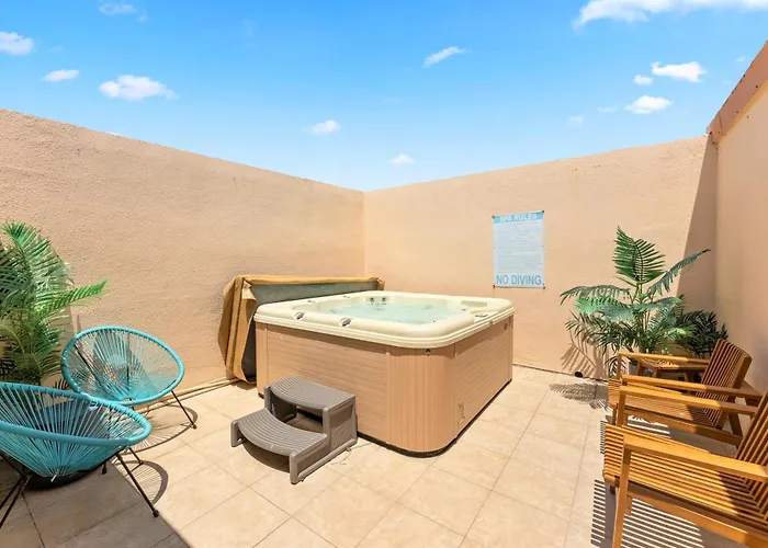 Paradise Beach Club - Oceanfront And Penthouse Satellite Beach