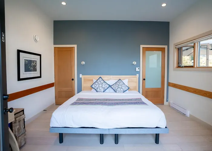 The Sentinel Hotel Kaslo