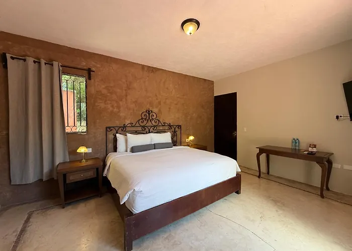 Art 64 Guest House - Adults Only Mérida