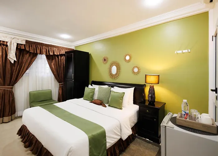 The Ritzz Exclusive Guest House Accra
