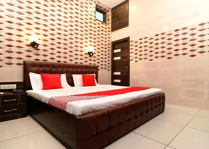 Hotel O Max Jalandhar