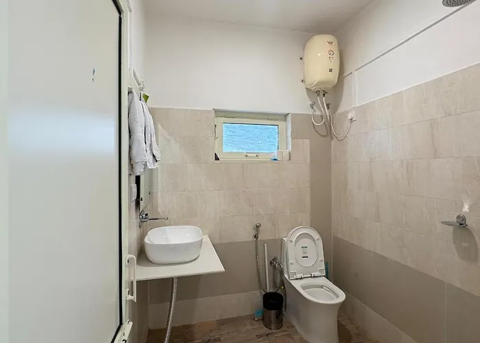 Zhim Zhim Guest House Bir 