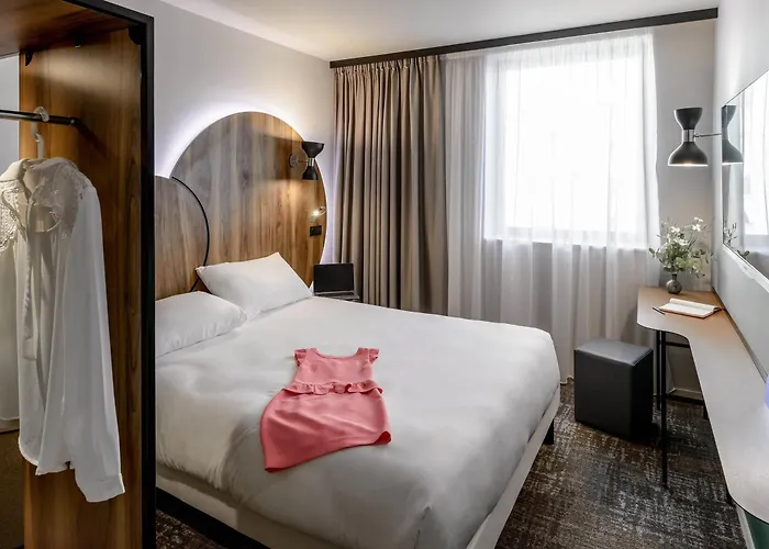 Ibis Styles Paris Meteor Avenue D'Italie Hotel
