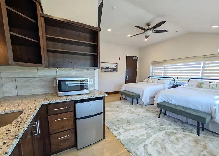 Iron Springs Luxury Lodge & Spa Cedar City