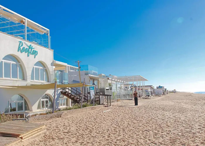 Golden Beach Guest House&Rooftop Bar Distrikt Distrikt Faro