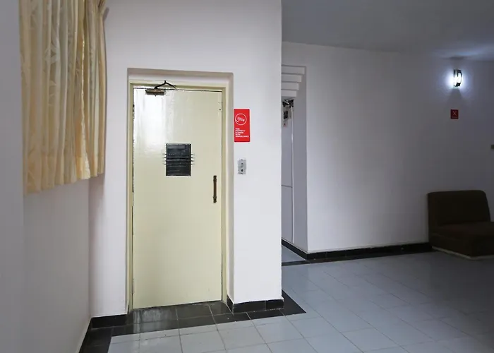 Hotel O Midtown Raipur 