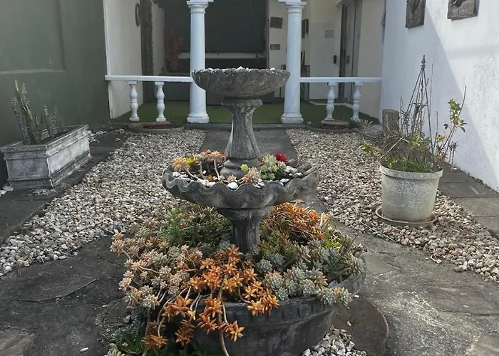 Let Us Accommodation East London