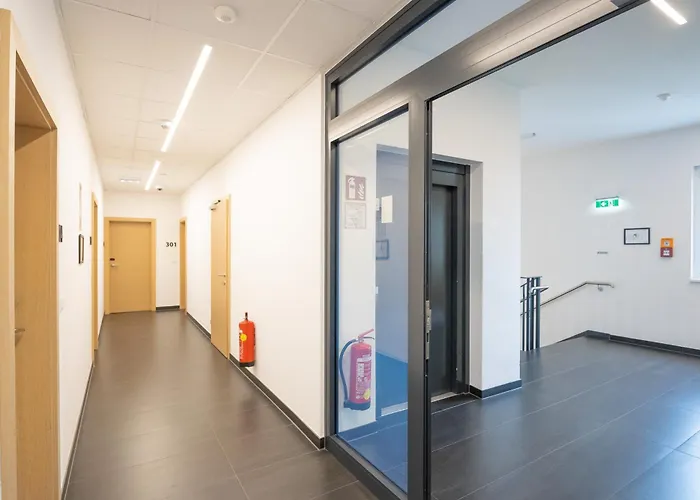Shome Hotel Graz I Self-Check-In I Free Parking