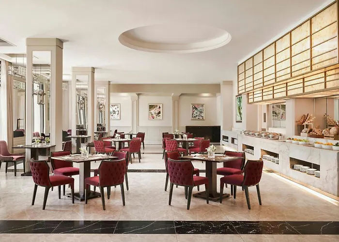Nha Trang Marriott Resort & Spa, Hon Tre Island