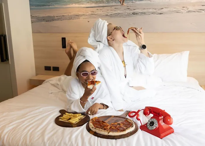 Radisson Red Phuket Patong Beach