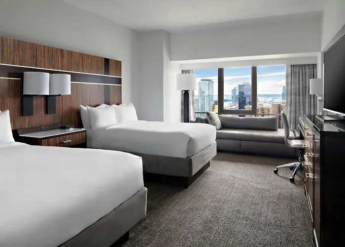 New York Marriott Marquis Hotel