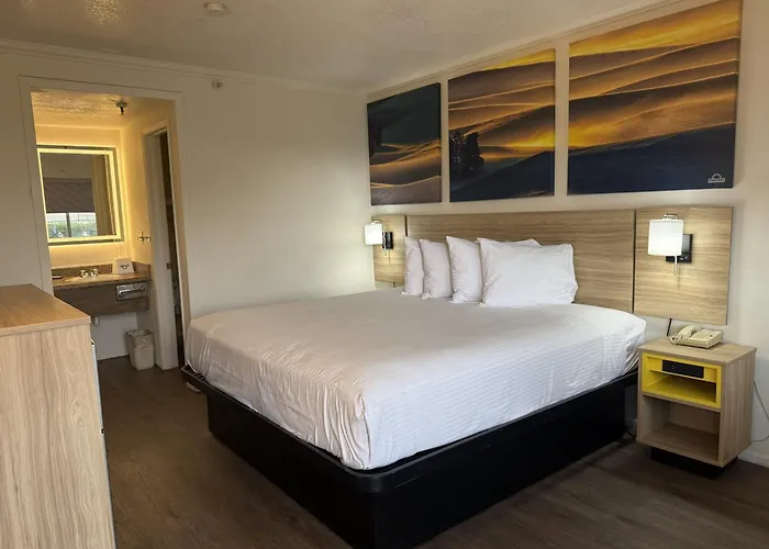 Days Inn By Wyndham Victorville