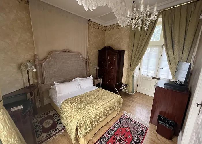 Domaine Du Boisniard Hotel Chambretaud