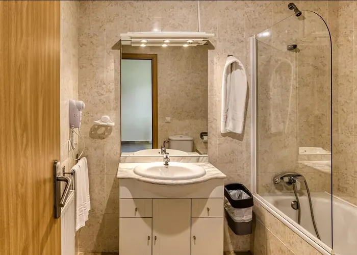 Aparthotel /Apartamentos Turísticos Raquel's Sant Pere Pescador