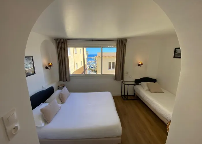 Hôtel L'Oustaou Le Lavandou