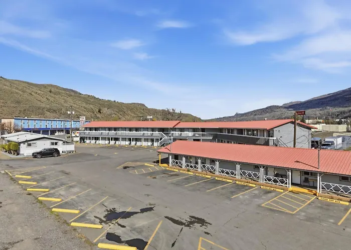 Canada'S Best Value Desert Inn & Suites Cache Creek