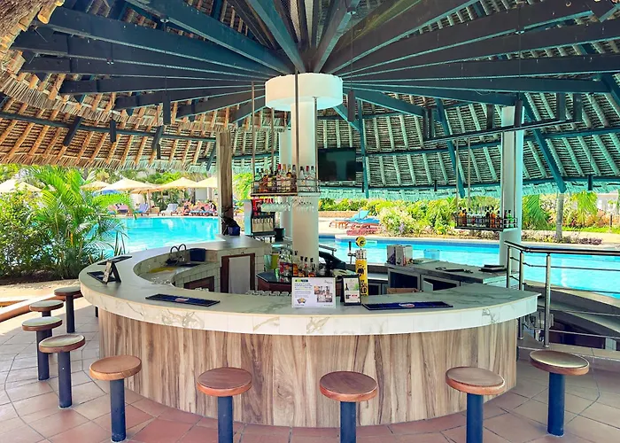 Travellers Beach Hotel Mombasa