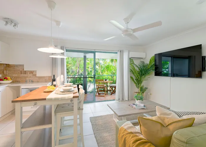 Chez Noosa Holiday Apartments Sunshine Beach