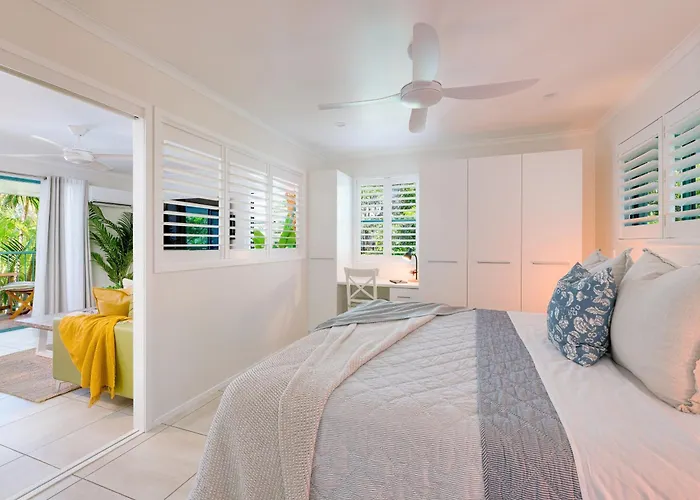Chez Noosa Holiday Apartments Sunshine Beach
