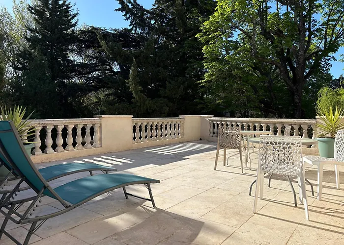La Chapelle Hotel Orange 