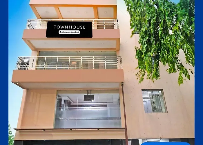 Super Townhouse Sahayogi Nagar Near Big Bazaar Hotel Dhanbad
