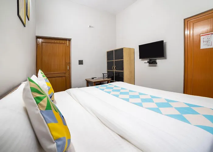 Hotel O Home Gautam Homestay Dehradun