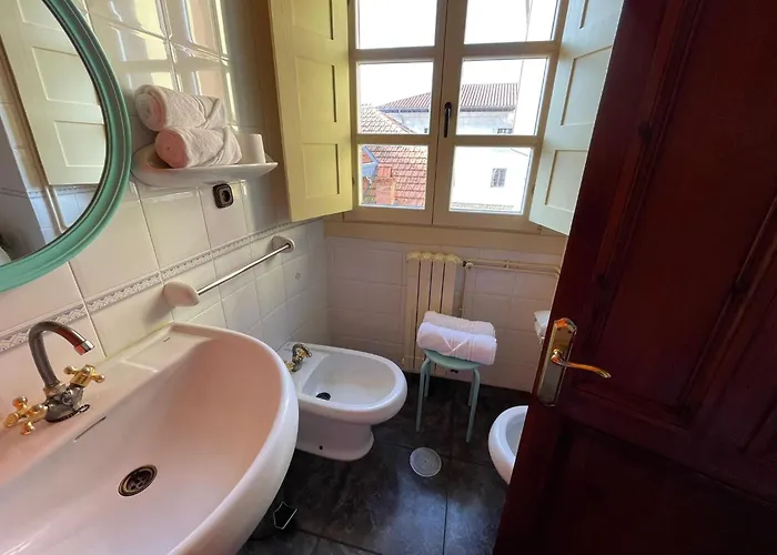 Hostal Esmeralda Comillas