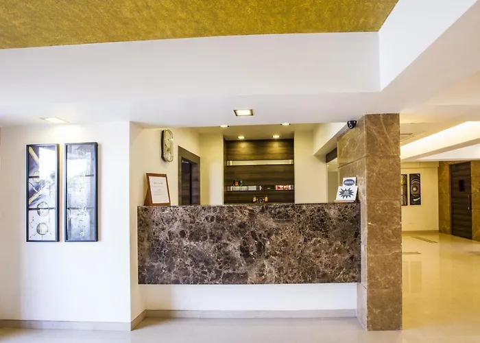 Collection O Reeva Regency Hotel Shirdi