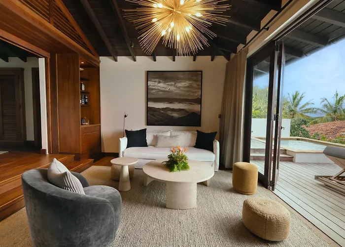 Royal Isabela Hotel