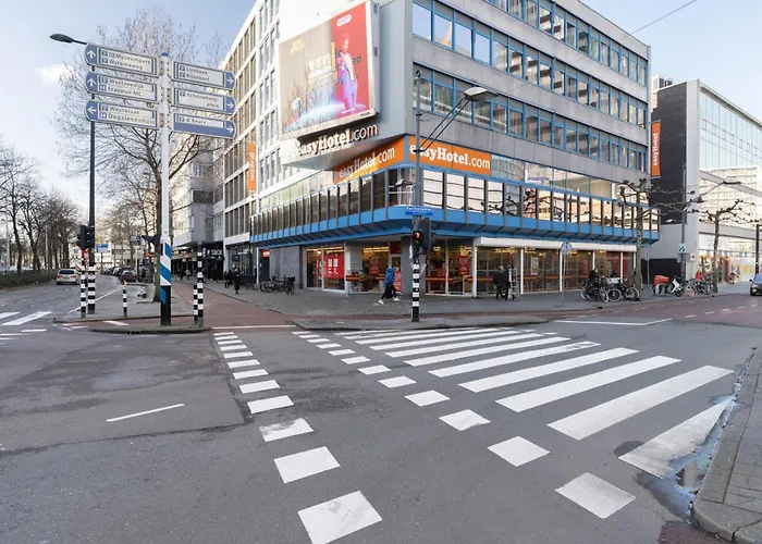 Easyhotel Rotterdam City Centre