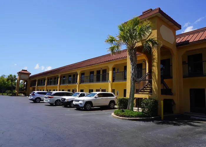 Fairview Inn & Suites Mobile