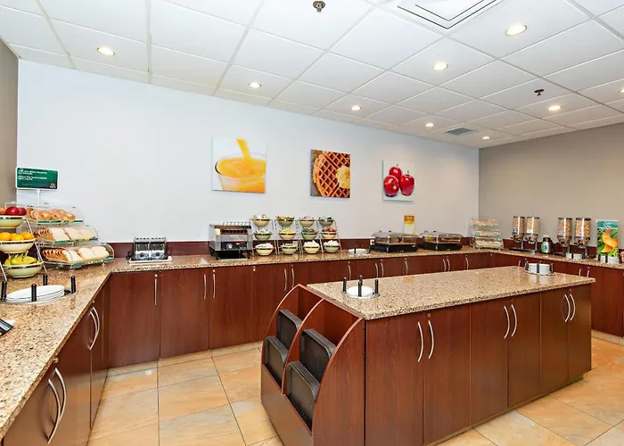 Quality Inn & Suites Val-d'Or