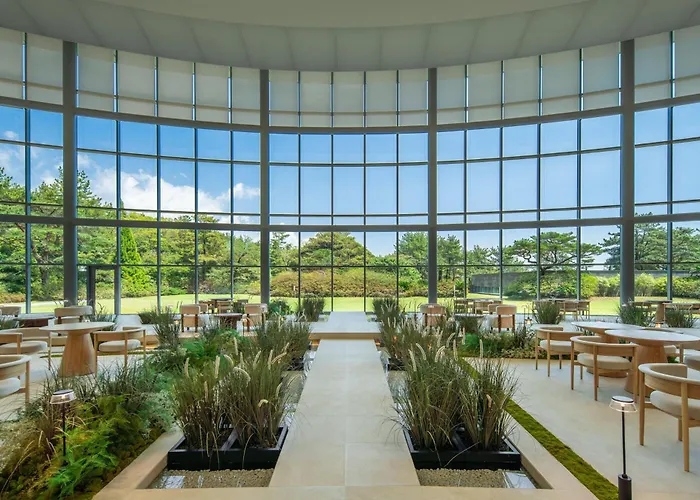 We Hotel Jeju Seogwipo