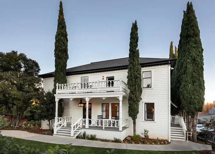 The Holbrooke Hotel Grass Valley