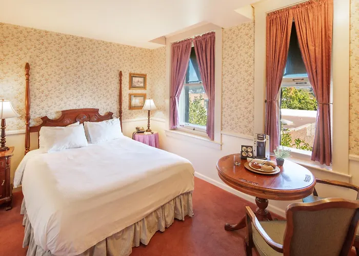 Hotel La Rose Santa Rosa