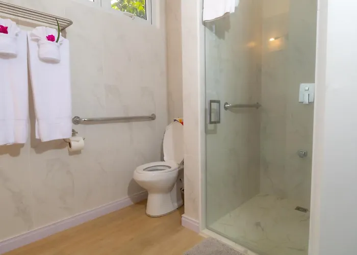 Crown Point Beach Hotel