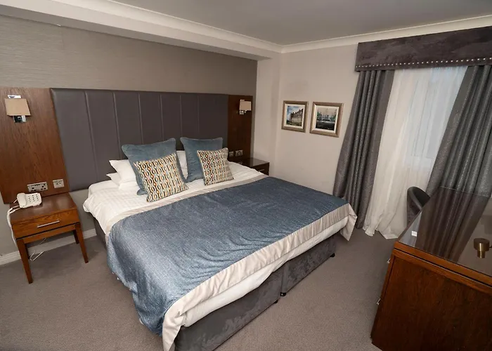 Golden Lion Hotel Stirling